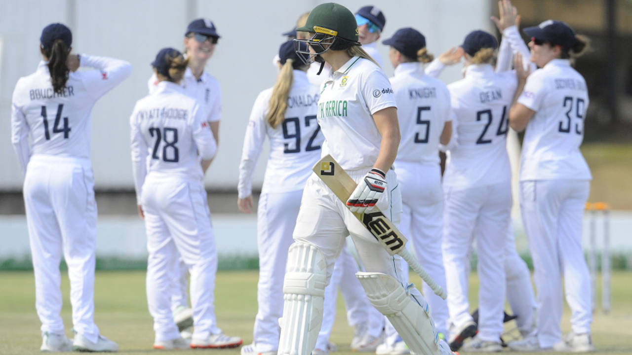 Annerie Dercksen was controversially given out caught at short leg, South Africa vs England, Only Women's Test, Bloemfontein, Day 3, December 17, 2024