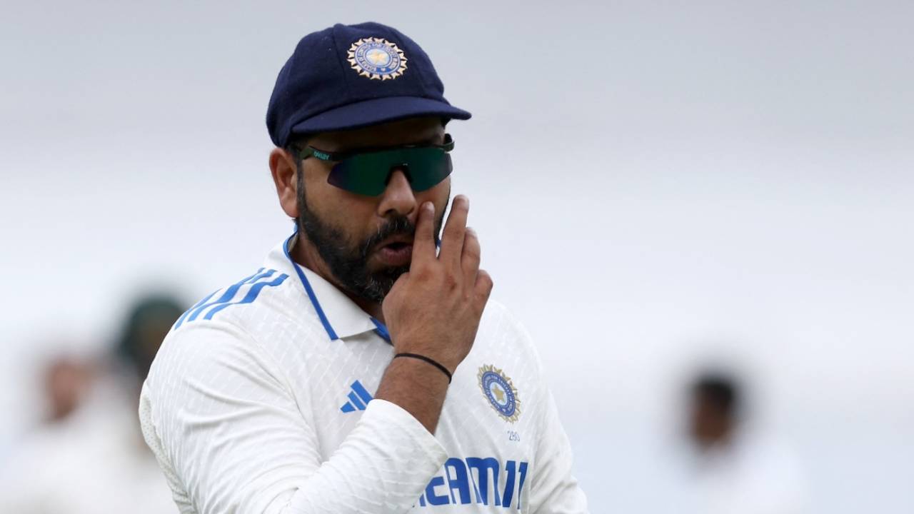 Rohit Sharma looks pensive, Australia vs India, 3rd Test, Brisbane, 2nd day, December 15, 2024