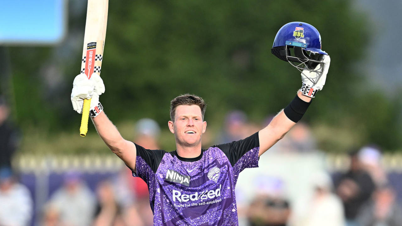 Mitchell Owen celebrates his maiden T20 hundred, Hobart Hurricanes vs Perth Scorchers, BBL, Hobart, December 21, 2024