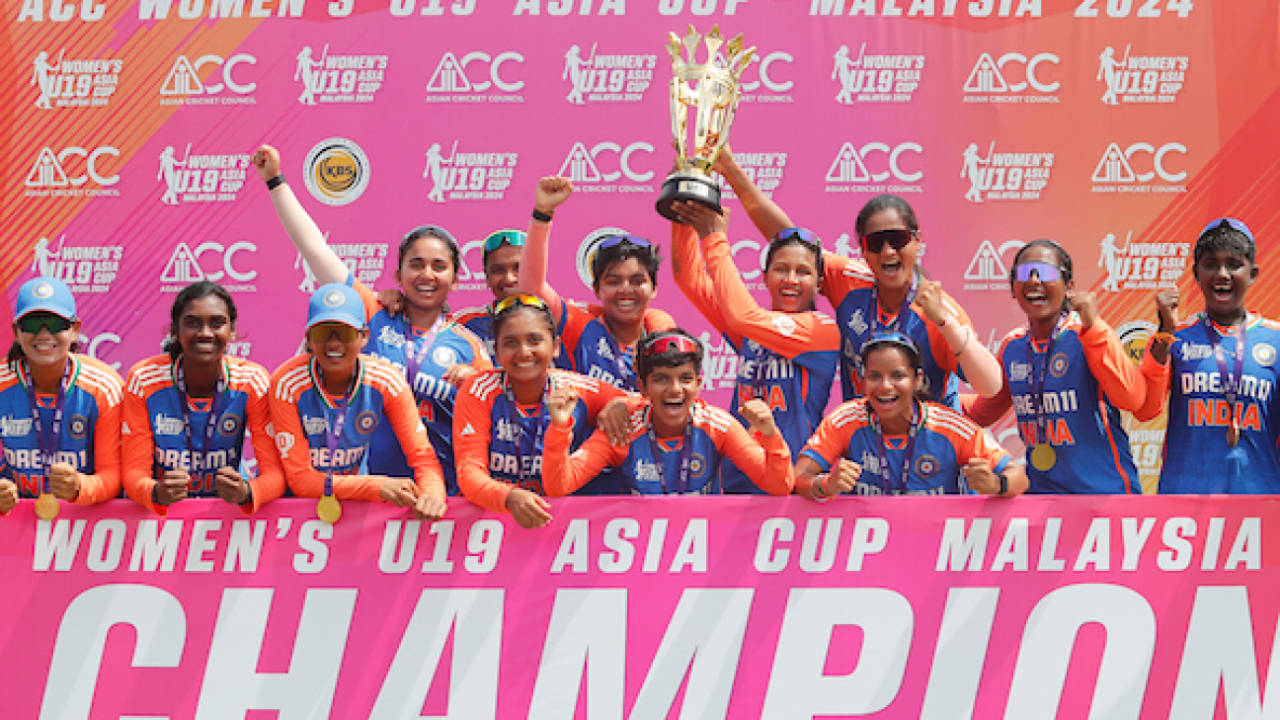 The victorious India U-19 team pose with the trophy, Bangladesh vs India,  
Under-19 Women's T20 Asia Cup final, Kuala Lumpur, December 22, 2024