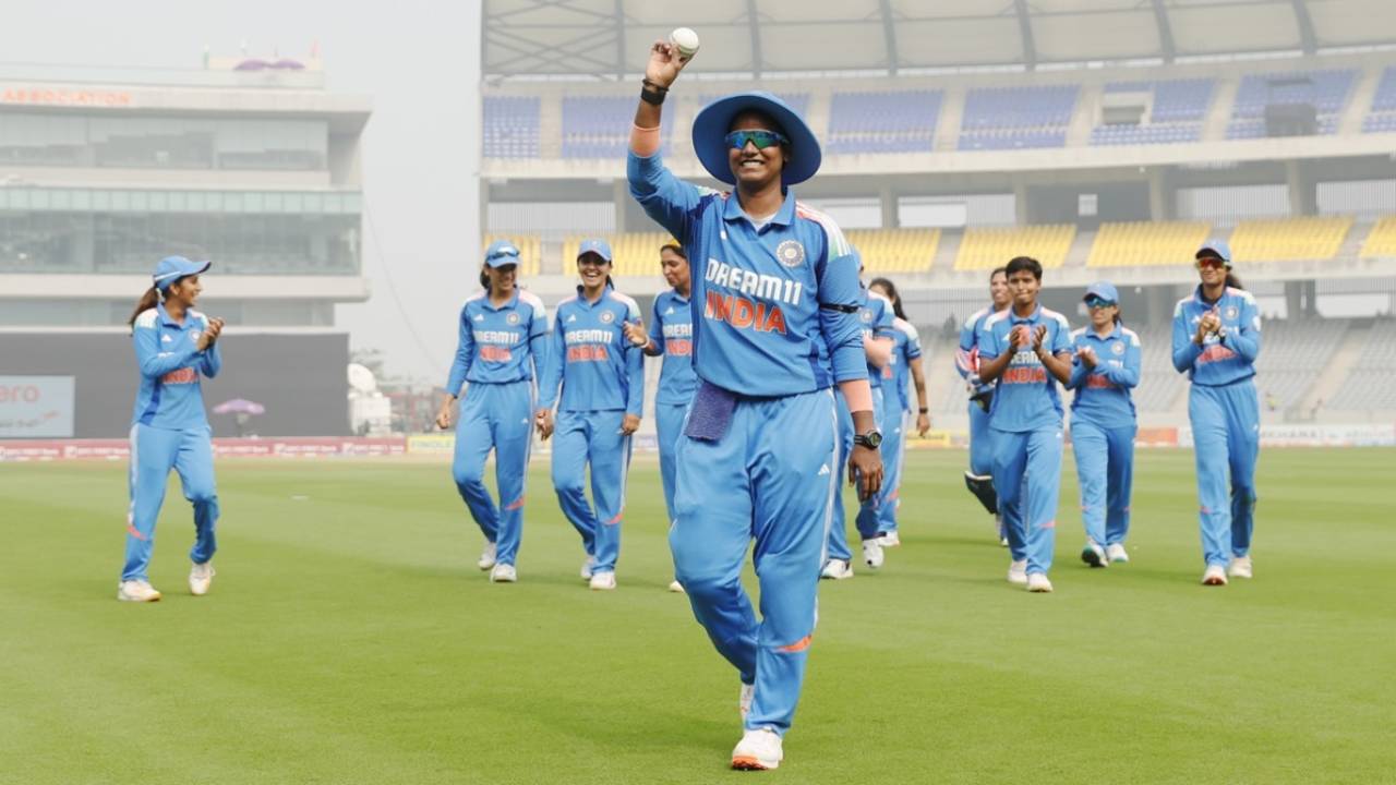 Deepti Sharma acknowledges her six-for, India vs West Indies, 3rd ODI, Vadodara, December 27, 2024