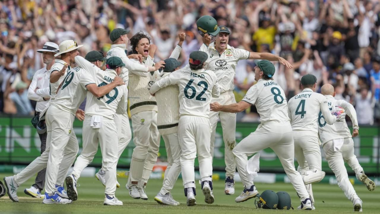 Australia celebrate the MCG win, Australia vs India, 4th Test, Melbourne, 5th day, December 30, 2024