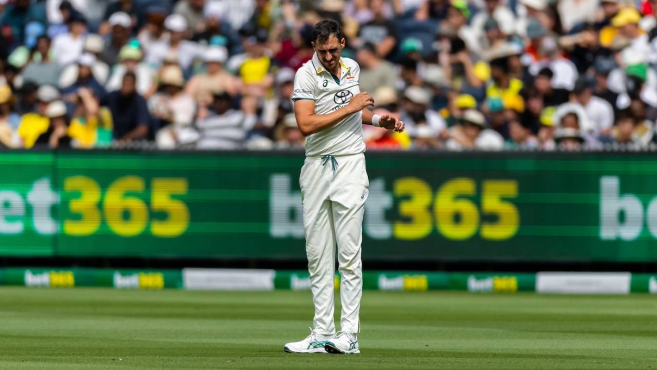 Mitchell Starc was often spotted stretching his back at the MCG, Australia vs India, 4th Test, Melbourne, 5th day, December 30, 2024
