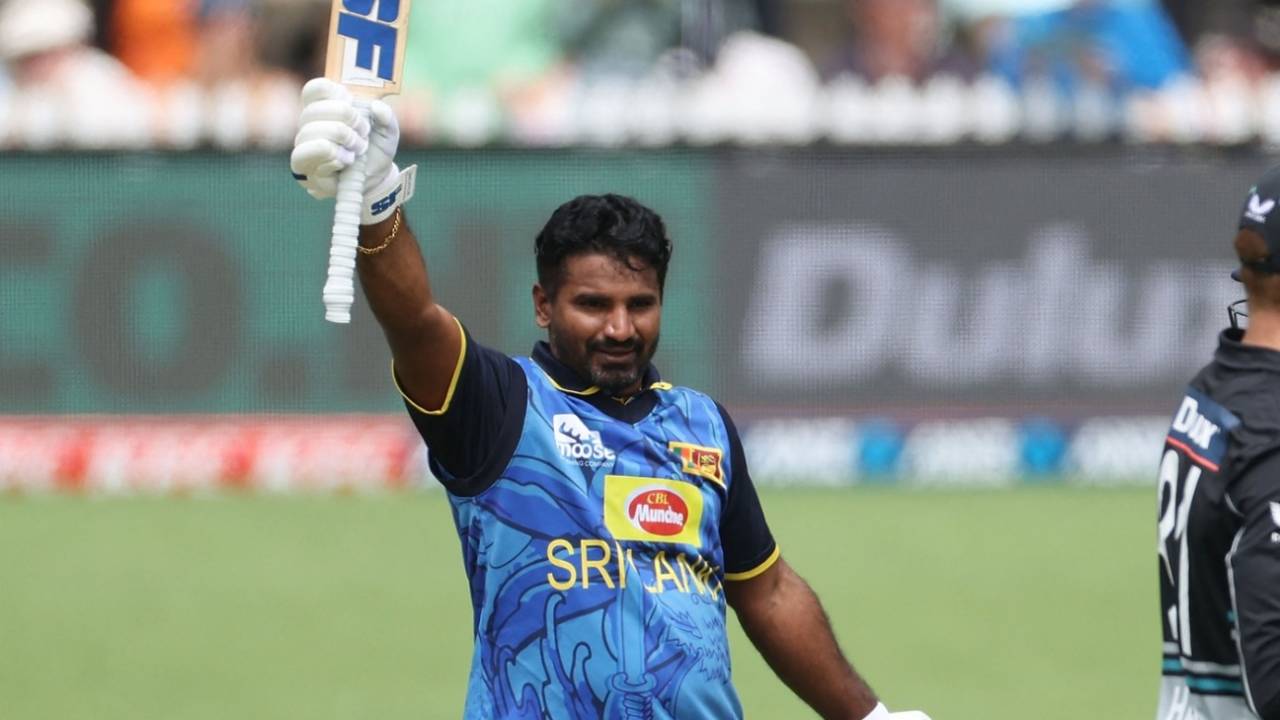 Kusal Perera soaks it in after hitting Sri Lanka's fastest T20I century of all time, New Zealand vs Sri Lanka, 3rd T20I, Nelson, January 2, 2025