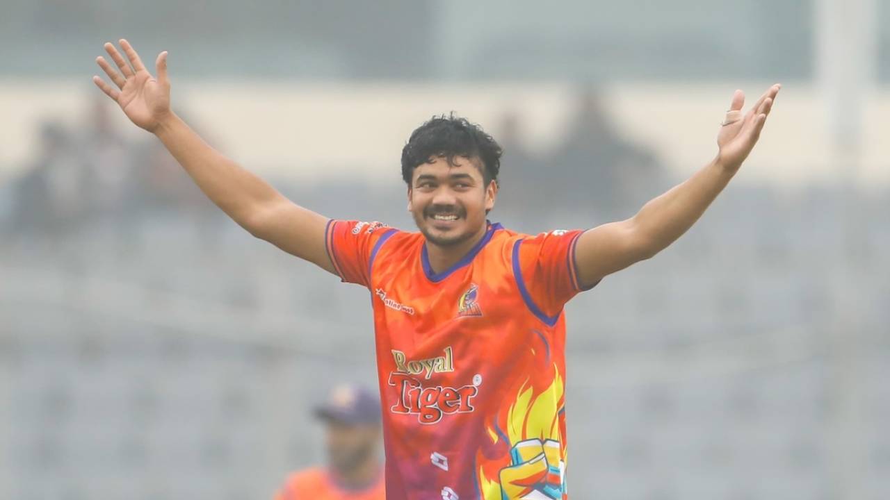 Taskin Ahmed returned 7 for 19, a BPL record, Dhaka Capital vs Durbar Rajshahi, BPL, Dhaka, January 2, 2025