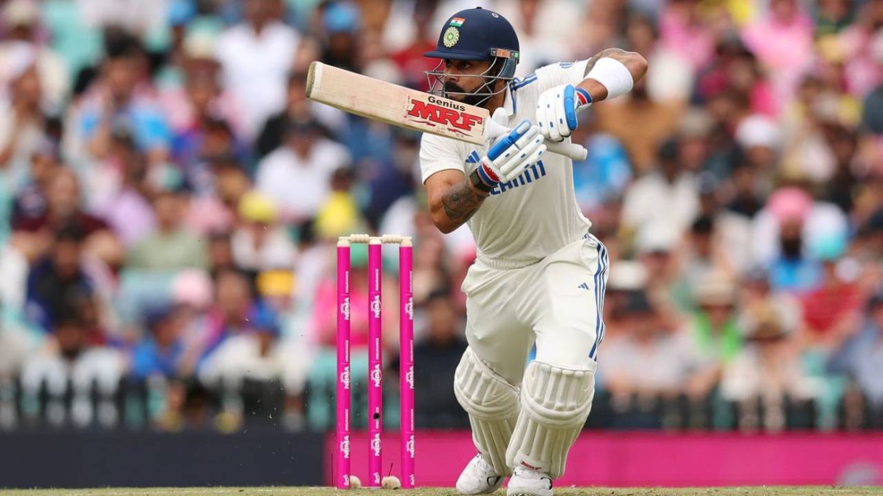 Virat Kohli drives through the off side, Australia vs India, 5th Test, Sydney, 1st day, January 3, 2025