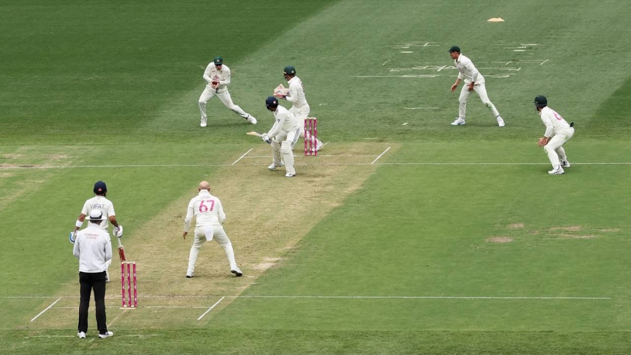 Steven Smith catches Shubman Gill off Nathan Lyon on the last ball before lunch, Australia vs India, 5th Test, Sydney, 1st day, January 3, 2025