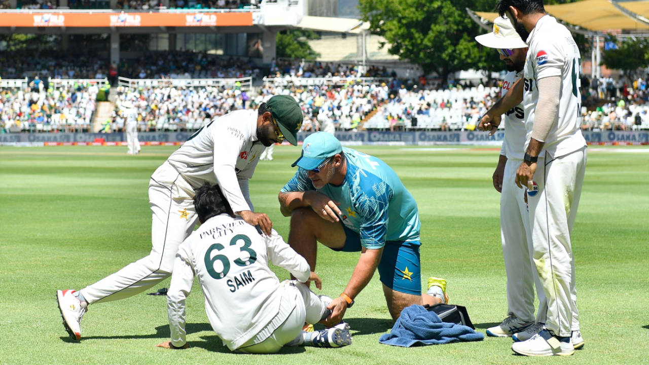 Saim Ayub needed treatment for an ankle injury, South Africa vs Pakistan, second Test, Cape Town, January 3, 2025