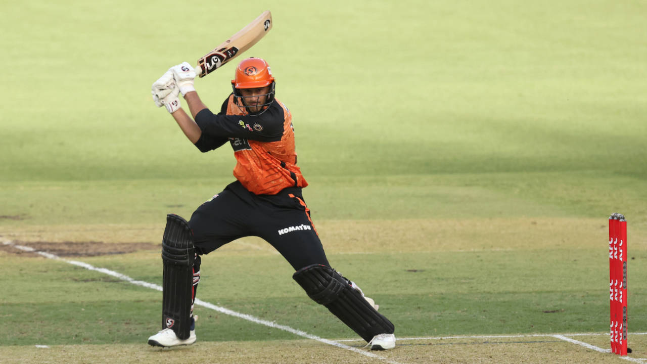 Ashton Agar's 51* off 30 balls lifted the hosts to 147 from 67 for 5, Perth Scorchers vs Melbourne Renegades, BBL, Perth, January 7, 2024