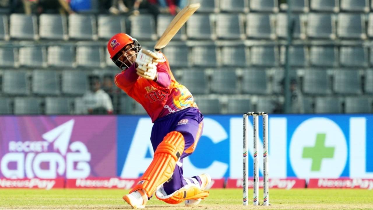 Akbar Ali played a vital cameo, Durbar Rajshahi vs Khulna Tigers, BPL, Sylhet, January 10, 2025