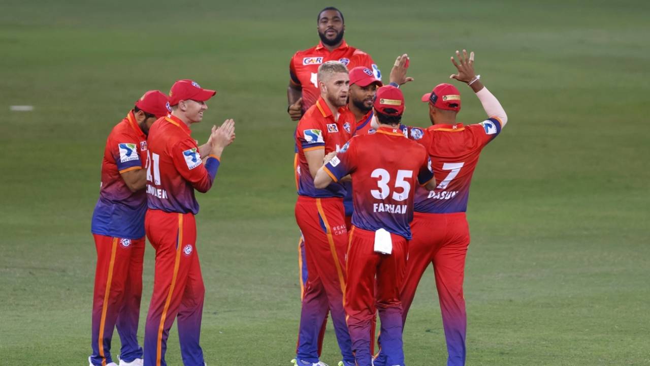 Olly Stone produced a double-strike with the new ball, Dubai Capitals vs MI Emirates, ILT20 2025, Dubai, January 11, 2025