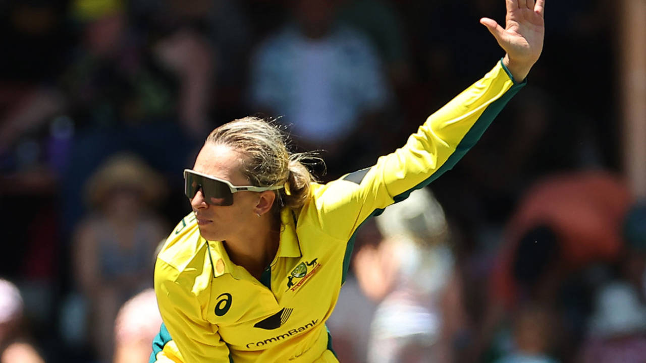 Ash Gardner made a big impact, Australia vs England, 1st ODI, Women's Ashes, North Sydney Oval, January 12, 2025 
