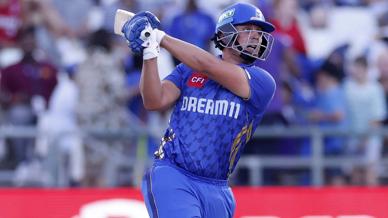 Delano Potgieter added useful runs at the death, MI Cape Town vs Paarl Royals, SA20, Cape Town, January 13, 2025