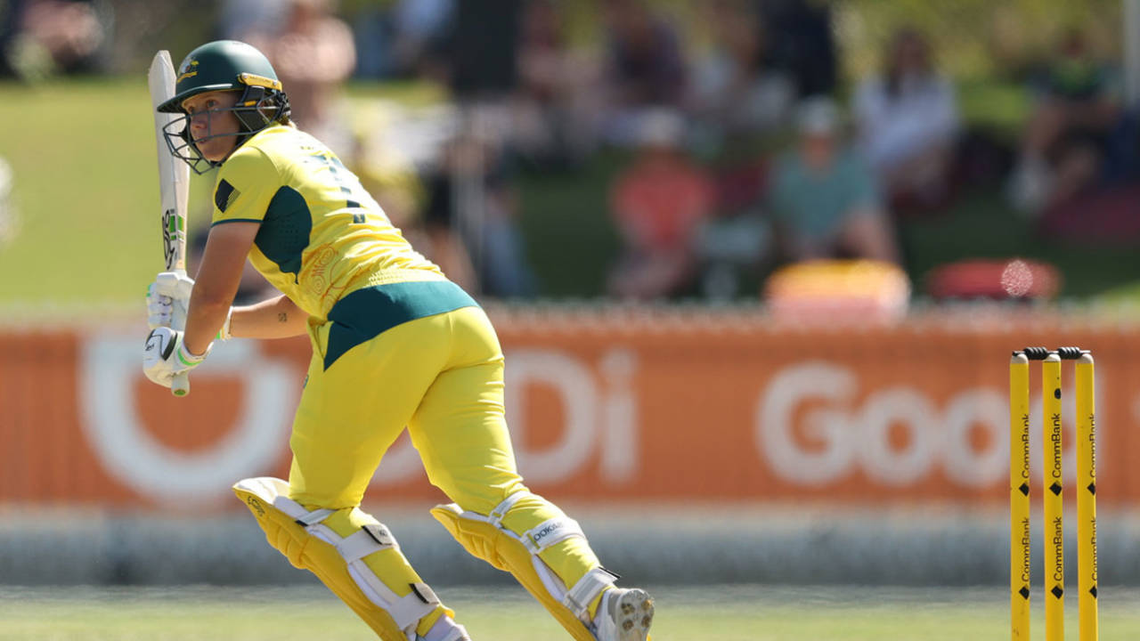 Alyssa Healy was off to a brisk start, Australia vs England, 2nd ODI, Women's Ashes, Junction Oval, January 14, 2025