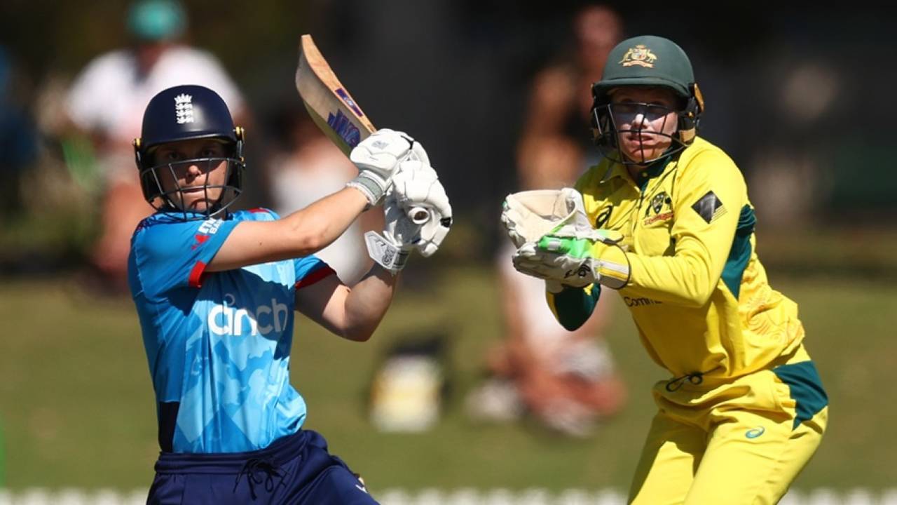 Amy Jones fought on for England, 2nd ODI, Women's Ashes, Junction Oval, January 14, 2025