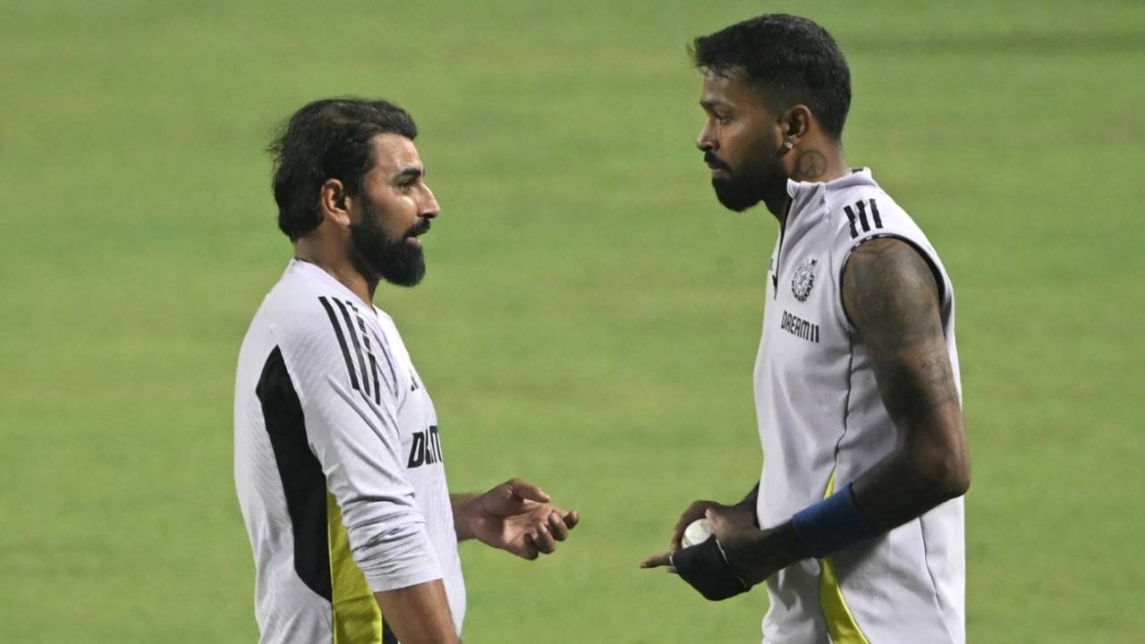 Mohammed Shami and Hardik Pandya in action at India's practice session, Kolkata, January 21, 2025
