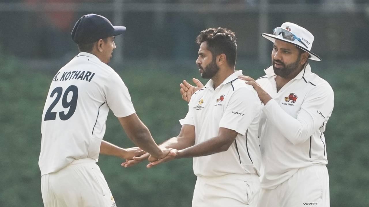 Karsh Kothari and Rohit Sharma congratulate Shardul Thakur, Mumbai vs Jammu and Kashmir, Sharad Pawar Cricket Academy, day 1, Ranji Trophy, January 23, 2025