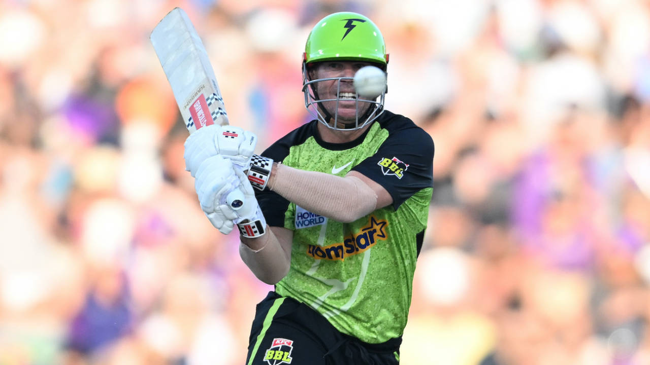 David Warner picked up pace as his innings progressed, Hobart Hurricanes vs Sydney Thunder, BBL final, Hobart, January 27, 2025