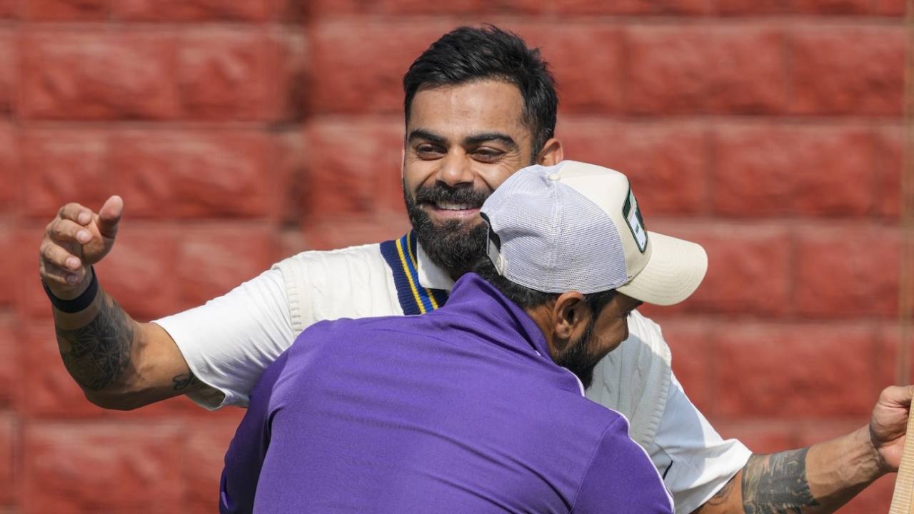 Virat Kohli caught up with his former Delhi team-mate Shawej Khan, Delhi, January 28, 2024