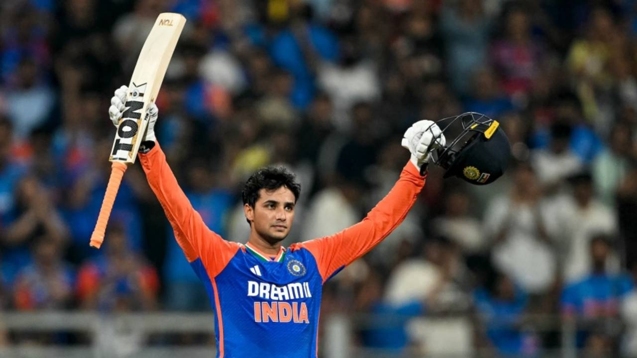Abhishek Sharma celebrates his second T20I hundred,  India vs England, 5th T20I, Wankhede Stadium, Mumbai, February 2, 2025