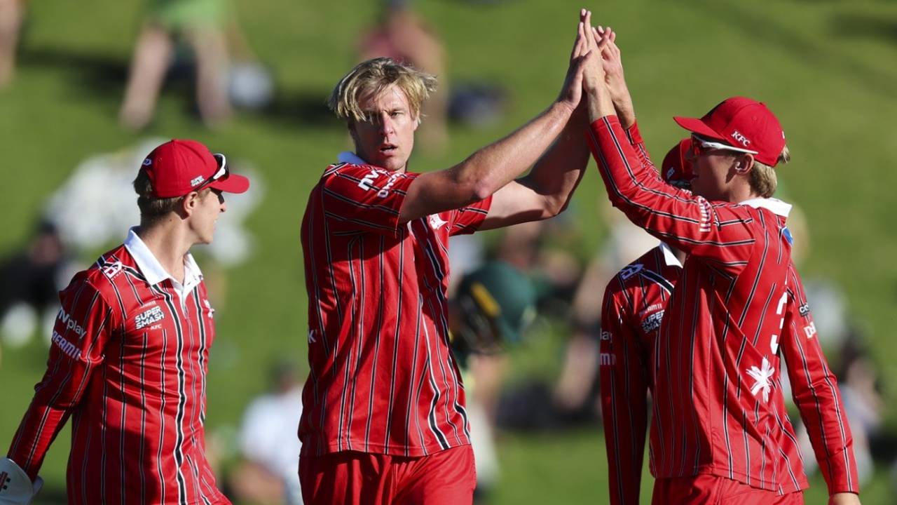 Kyle Jamieson got rid of Jack Boyle in the powerplay, Canterbury vs Central Districts, Men's Super Smash final, Wellington, February 02, 2025
