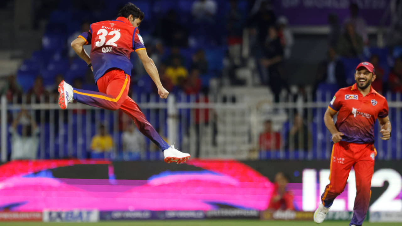 Qais Ahmad exults on his way to figures of 4-0-25-4, Desert Vipers vs Dubai Capitals, ILT20, Sharjah, February 3, 2025