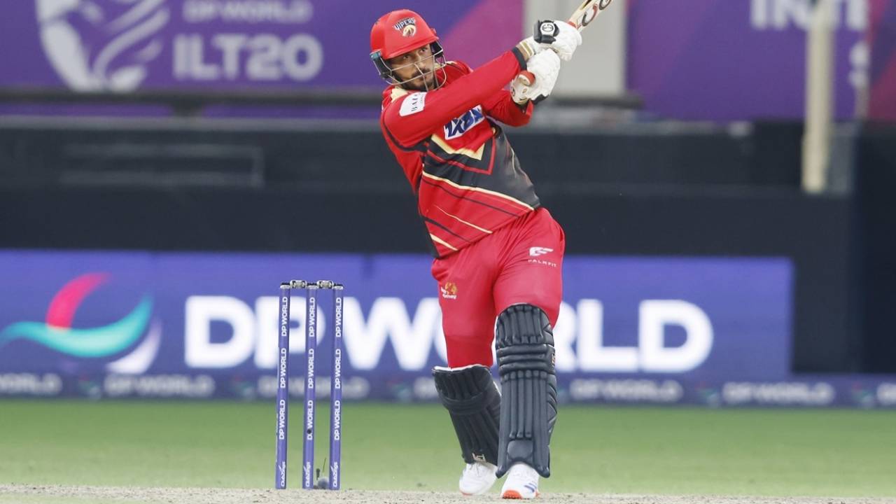Khuzaima Tanveer hit a handy 15* off just five balls, Desert Vipers vs Dubai Capitals, ILT20, Qualifier 1, Dubai, February 5, 2025