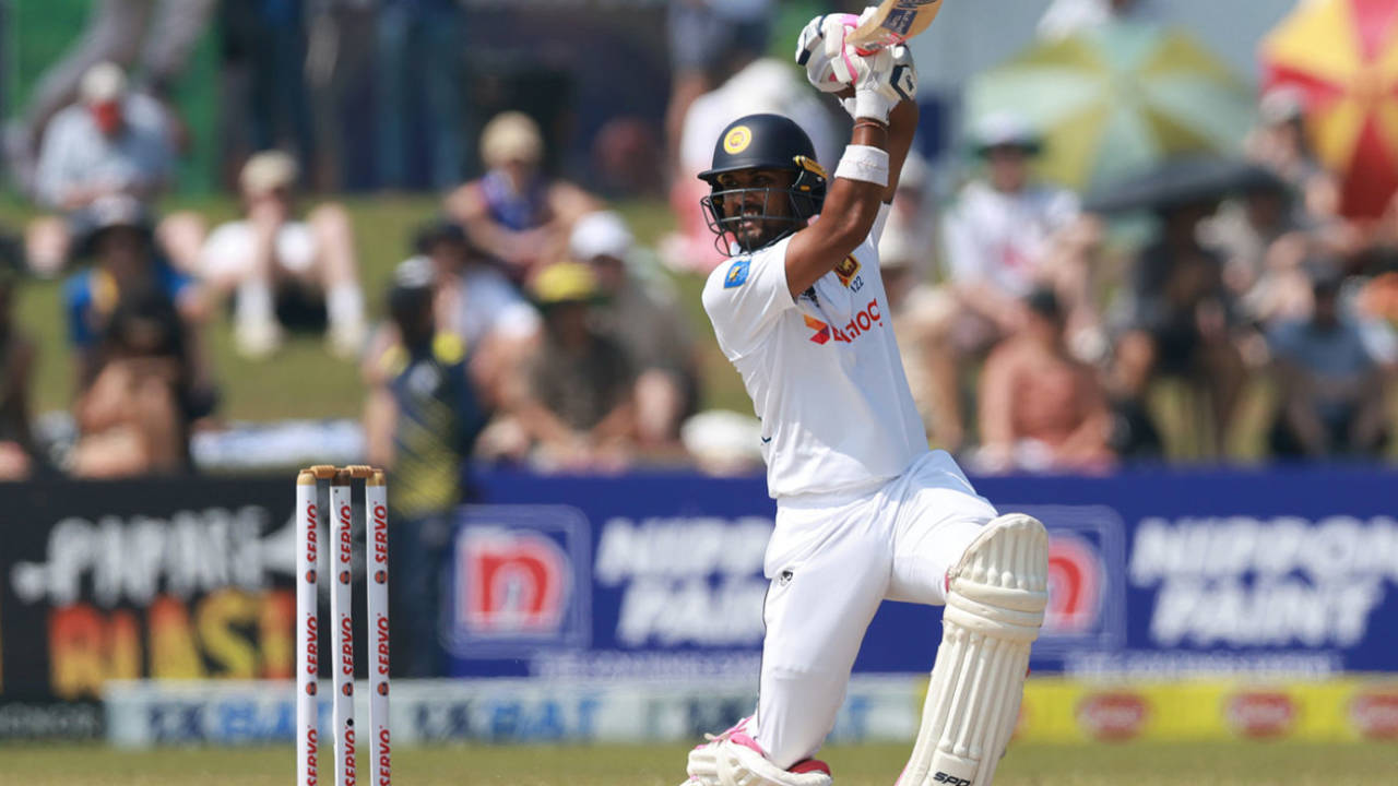 Dinesh Chandimal drives through the off side, Sri Lanka vs Australia, 2nd Test, Galle, 1st day, February 6, 2025