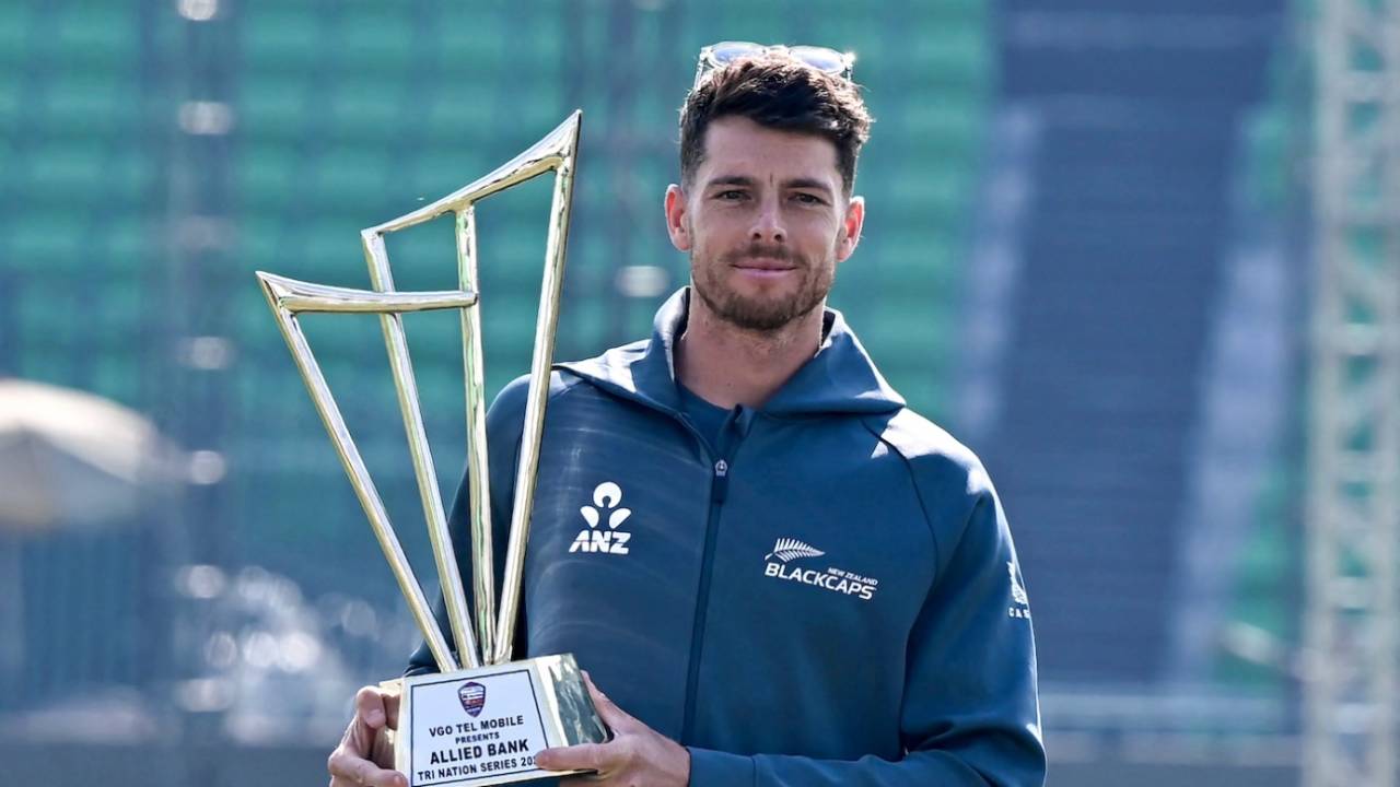 Mitchell Santner poses with the tri-series trophy, Pakistan vs New Zealand, 1st game, Pakistan tri-series, Lahore, February 7, 2025