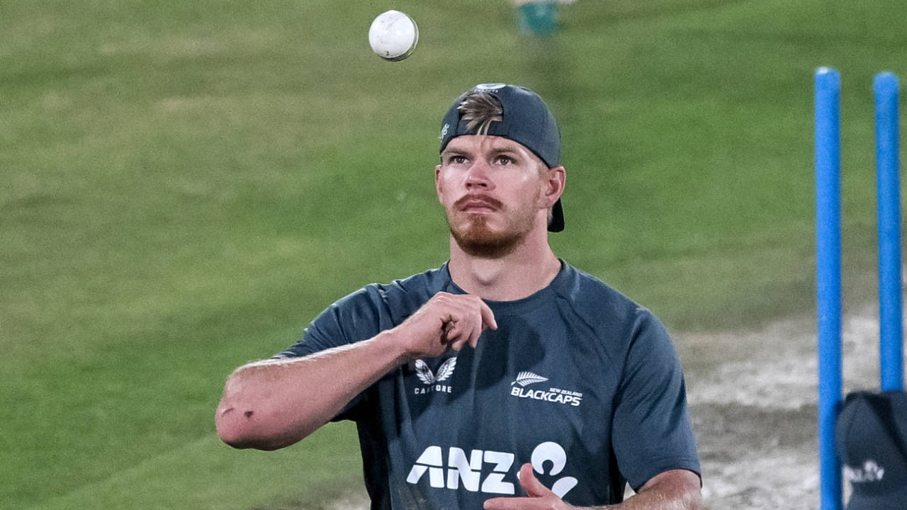 Glenn Phillips tosses the ball up, Karachi, February 13, 2025
