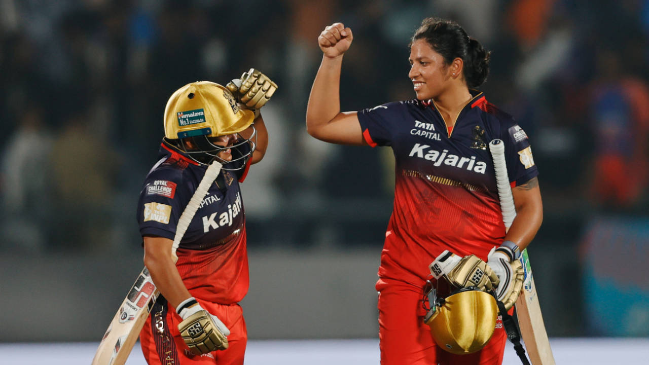Kanika Ahuja and Richa Ghosh put on an unbroken stand of 93 off 37, Gujarat Giants vs Royal Challengers Bangalore, WPL 2025, Vadodara, February 14, 2025