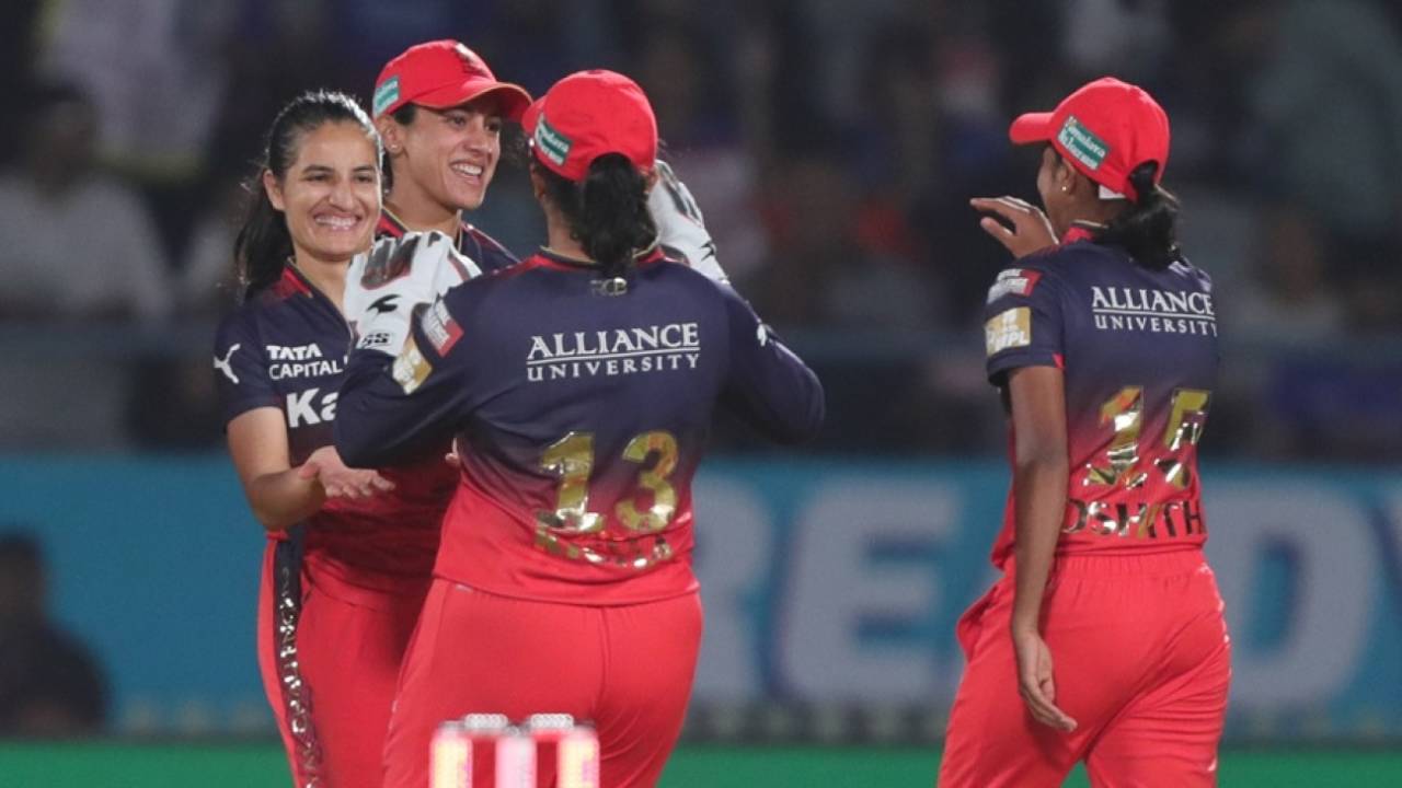 Renuka Singh removed Shafali Verma first ball in a dream start for RCB, Delhi Capitals vs Royal Challengers Bengaluru, WPL 2025, Vadodara, February 17, 2025
