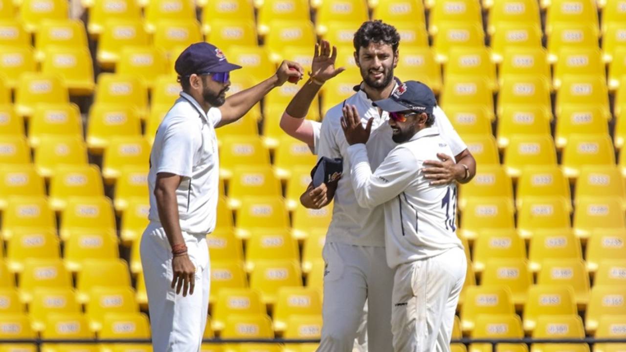 Shivam Dube celebrates the fall of a wicket, Vidarbha vs Mumbai, Ranji Trophy 2024-25, semi-final, second day, Nagpur, December 18, 2025