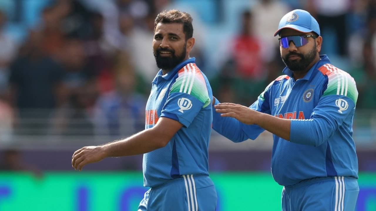 Mohammed Shami got a pat on the back from captain Rohit Sharma, Bangladesh vs India, Champions Trophy, Dubai, February 20, 2025