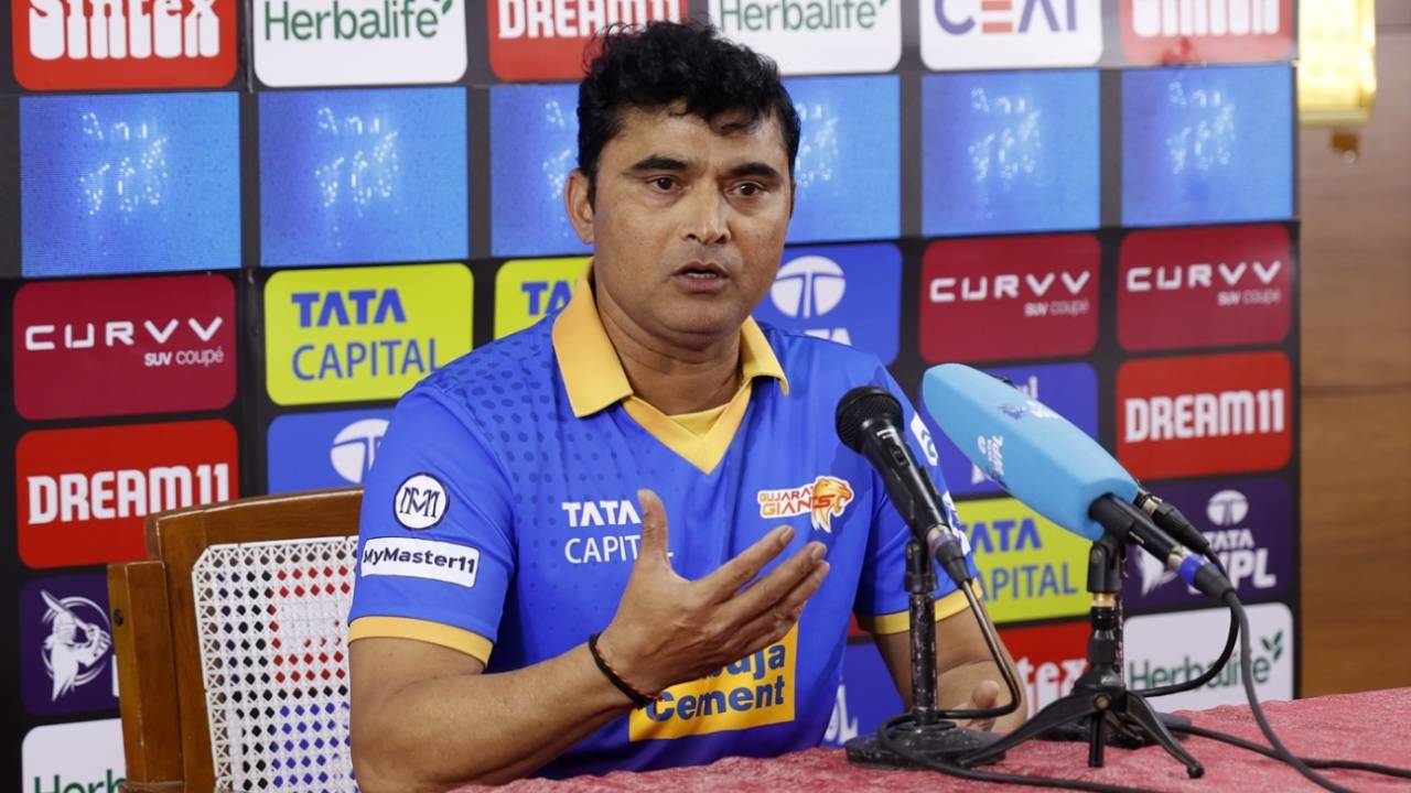 Pravin Tambe, Giants' bowling coach, addresses the press, Delhi Capitals vs Gujarat Giants, WPL, Bengaluru, February 25, 2025