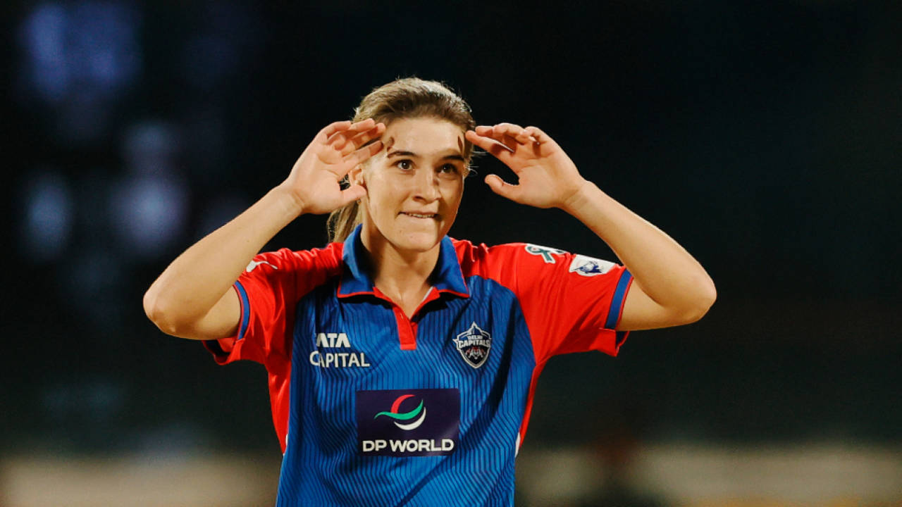 Annabel Sutherland accounted for Hayley Matthews early on, Mumbai Indians vs Delhi Capitals, WPL 2025, Bengaluru, February 28, 2025 