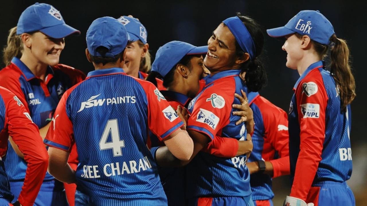 Shikha Pandey dismissed Smriti Mandhana early, Royal Challengers Bengaluru vs Delhi Capitals, WPL 2025, Bengaluru, March 1, 2025