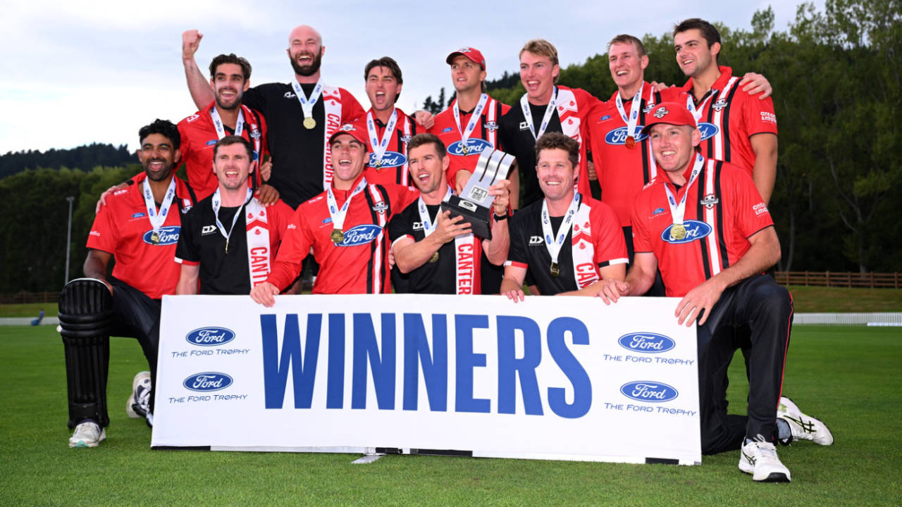 Canterbury players celebrate with the trophy, Canterbury vs Auckland, final, Ford Trophy, Dunedin, March 2, 2025
