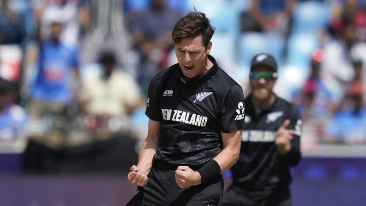 Matt Henry celebrates after getting rid of Shubman Gill, India vs New Zealand, Champions Trophy, Dubai, March 2, 2025