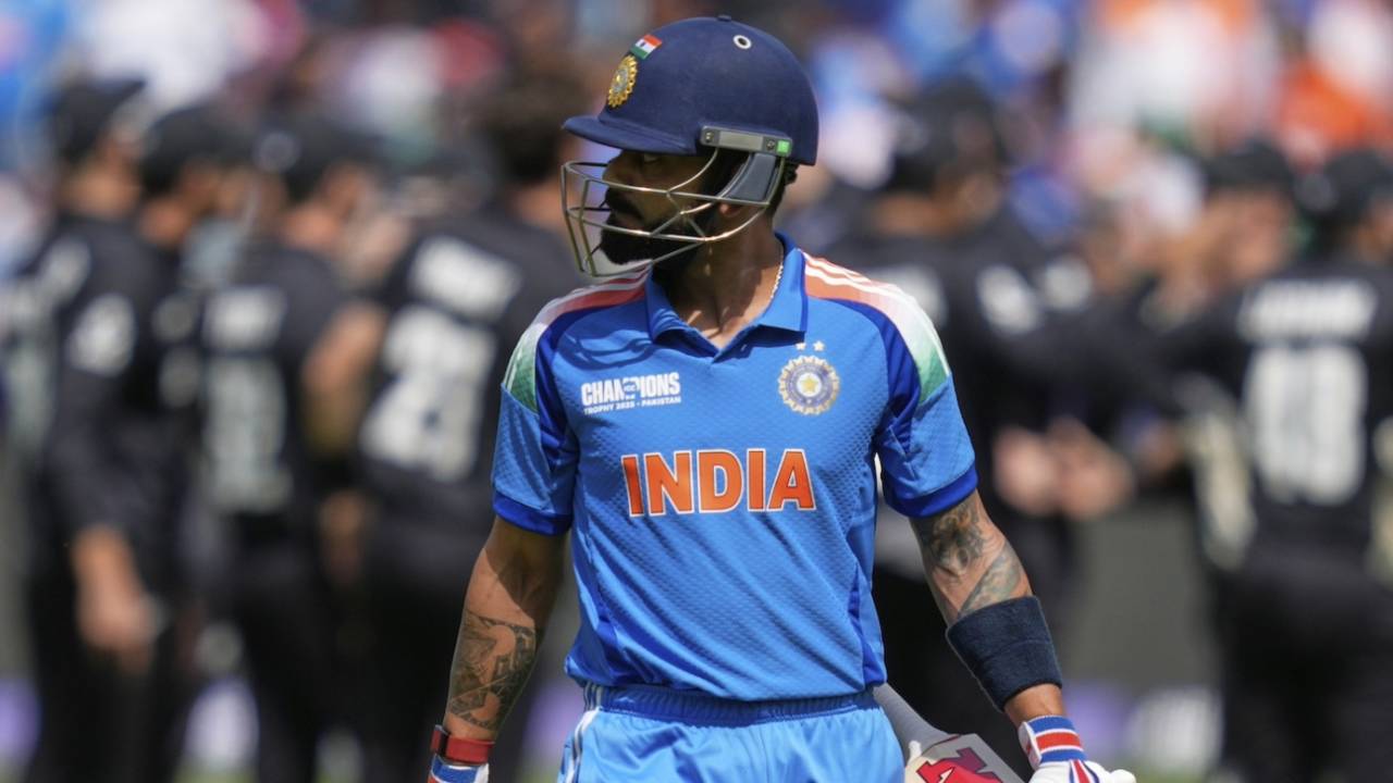 Virat Kohli walks back, having fallen to a magic catch from Glenn Phillips, India vs New Zealand, Champions Trophy, Dubai, March 2, 2025