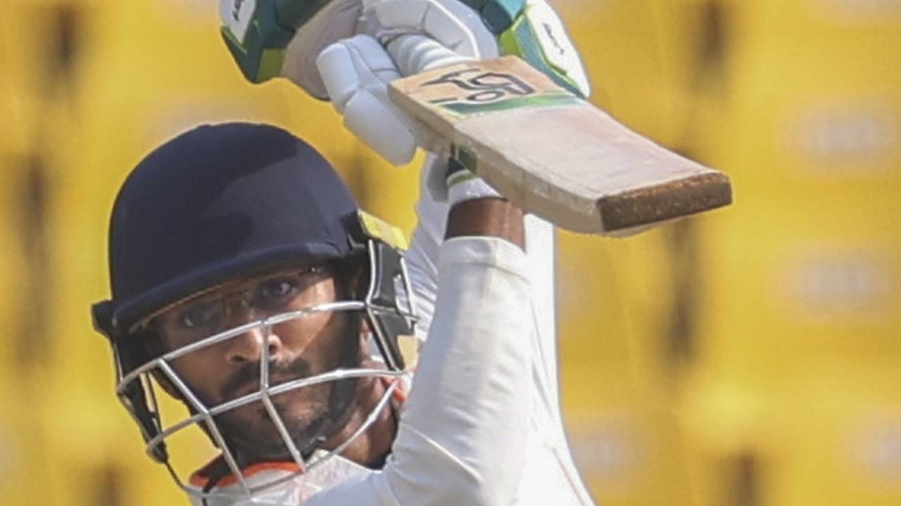 Akshay Wadkar hits down the ground, Kerala vs Vidarbha, Ranji Trophy final, 5th day, Nagpur, March 2, 2025