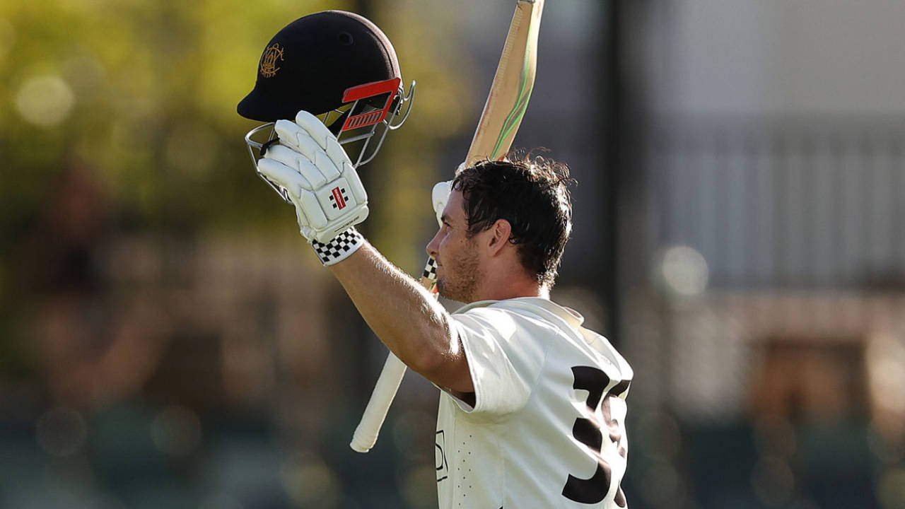 Hilton Cartwright brought up his second hundred of the season, Western Australia vs New South Wales, Sheffield Shield, WACA, March 8, 2005