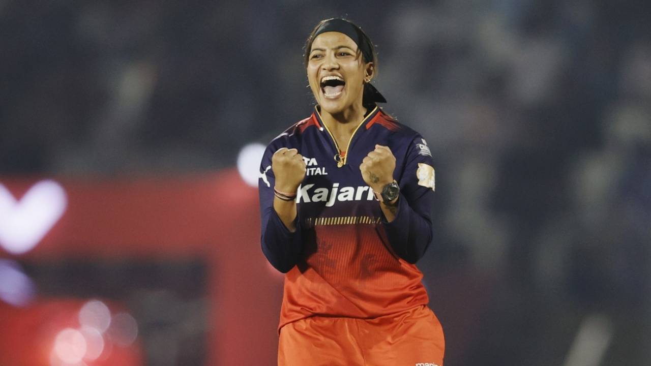 Sneh Rana struck twice in her first two overs, Mumbai Indians vs Royal Challengers Bengaluru, WPL 2025, March 11, 2025