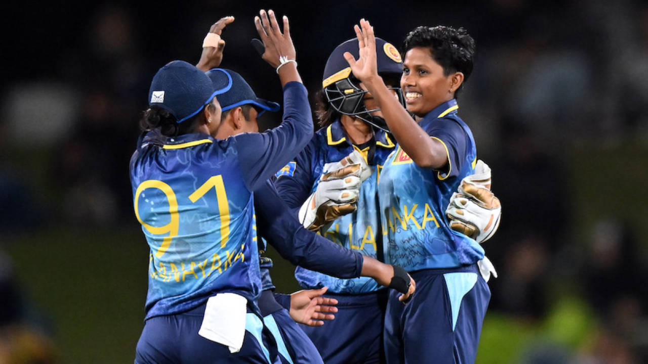 Malki Madara's 3 for 14 earned her a player-of-the-match award on debut, New Zealand vs Sri Lanka, 1st women's T20I, Christchurch, March 14, 2025