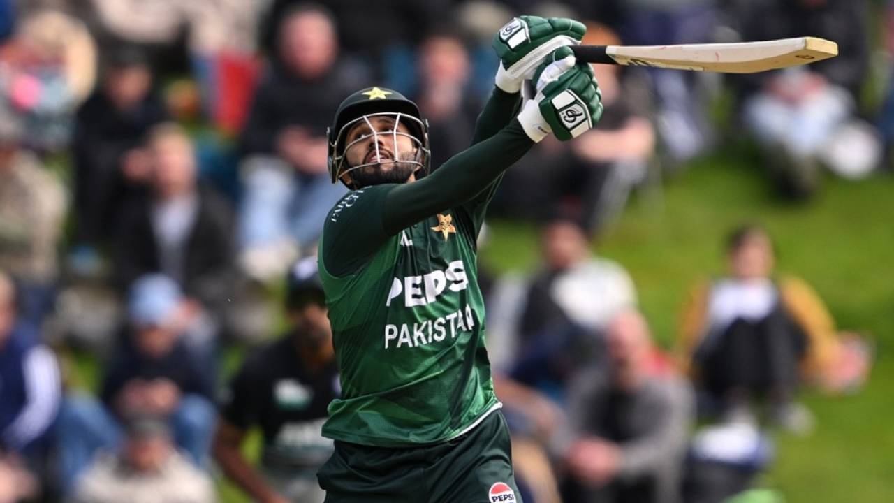 Mohammad Haris plays a shot over the off side, New Zealand vs Pakistan, 2nd T20I, Dunedin, March 18, 2025