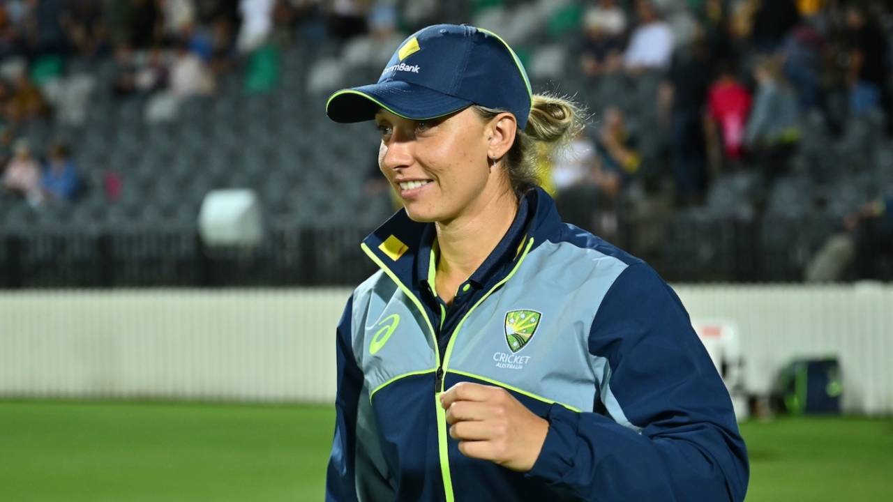 Ashleigh Gardner at a training session, Mackay, September 19, 2024
