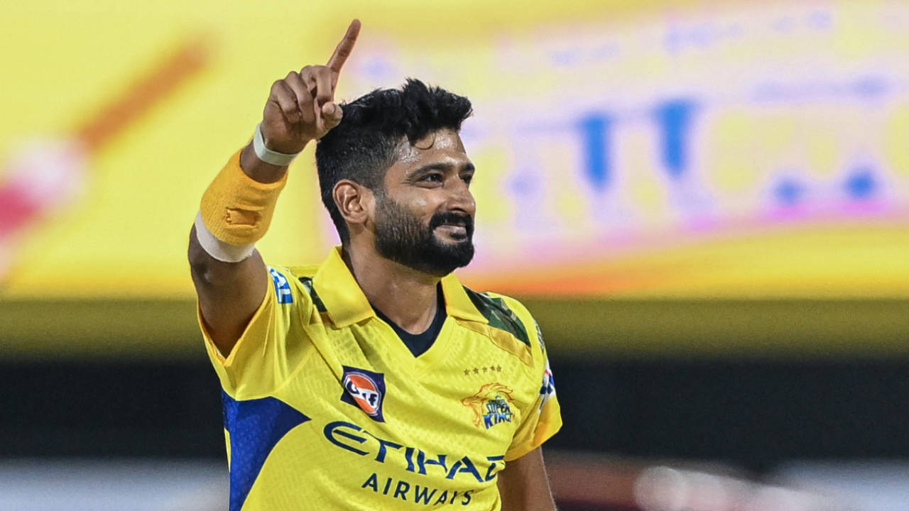 Khaleel Ahmed finished with figures of 4-0-29-3, Chennai Super Kings vs Mumbai Indians, IPL 2025, Chennai, March 23, 2025