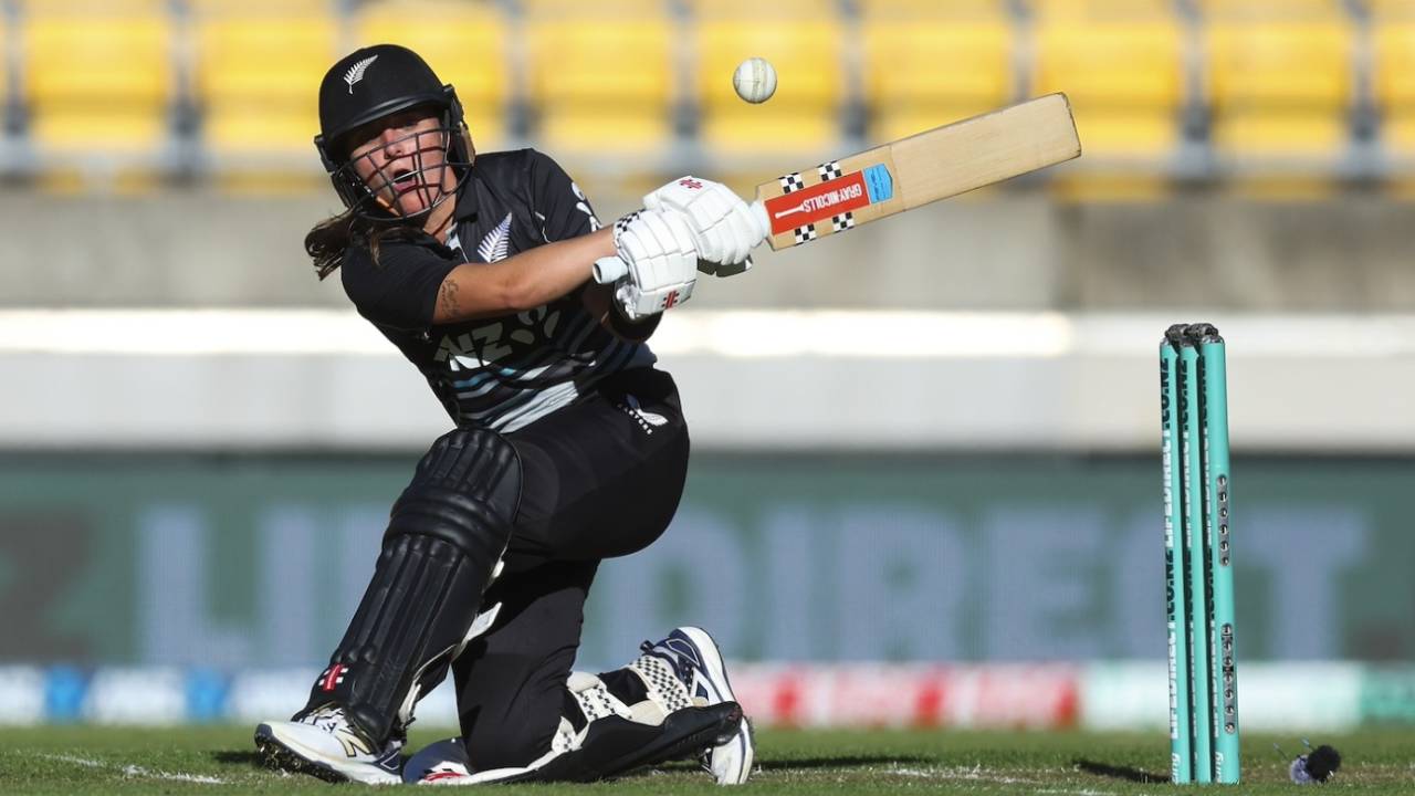 Amelia Kerr led the fight for New Zealand, New Zealand vs Australia, 3rd T20I, Wellington, March 26, 2025
