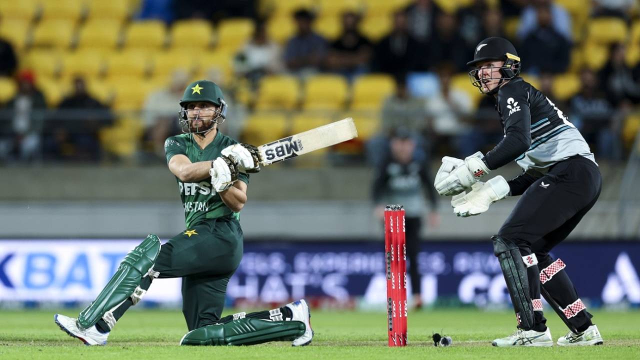 Salman Agha's 51 lifted Pakistan to 128, New Zealand vs Pakistan, 5th T20I, Wellington, March 26, 2025