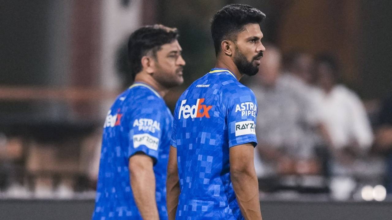 MS Dhoni and Ruturaj Gaikwad oversee CSK's training session, Chennai, March 27, 2025